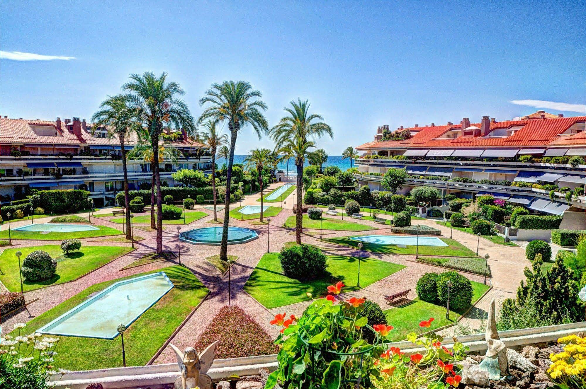 Apartamento Duplex Park De Mar Sitges Exterior foto